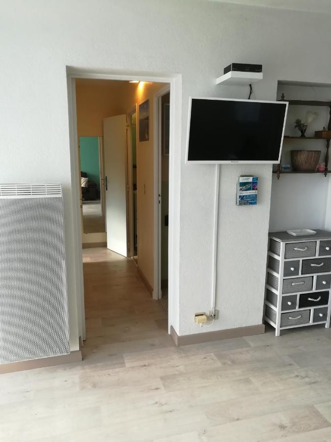 Appartement climatisé au 1er étage d'une maison avec jardin dans un quartier calme Cavalaire-sur-Mer Extérieur photo