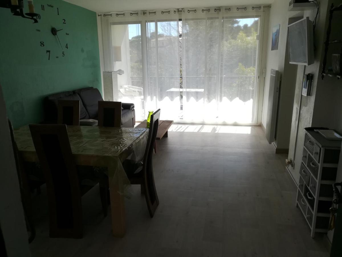 Appartement climatisé au 1er étage d'une maison avec jardin dans un quartier calme Cavalaire-sur-Mer Extérieur photo
